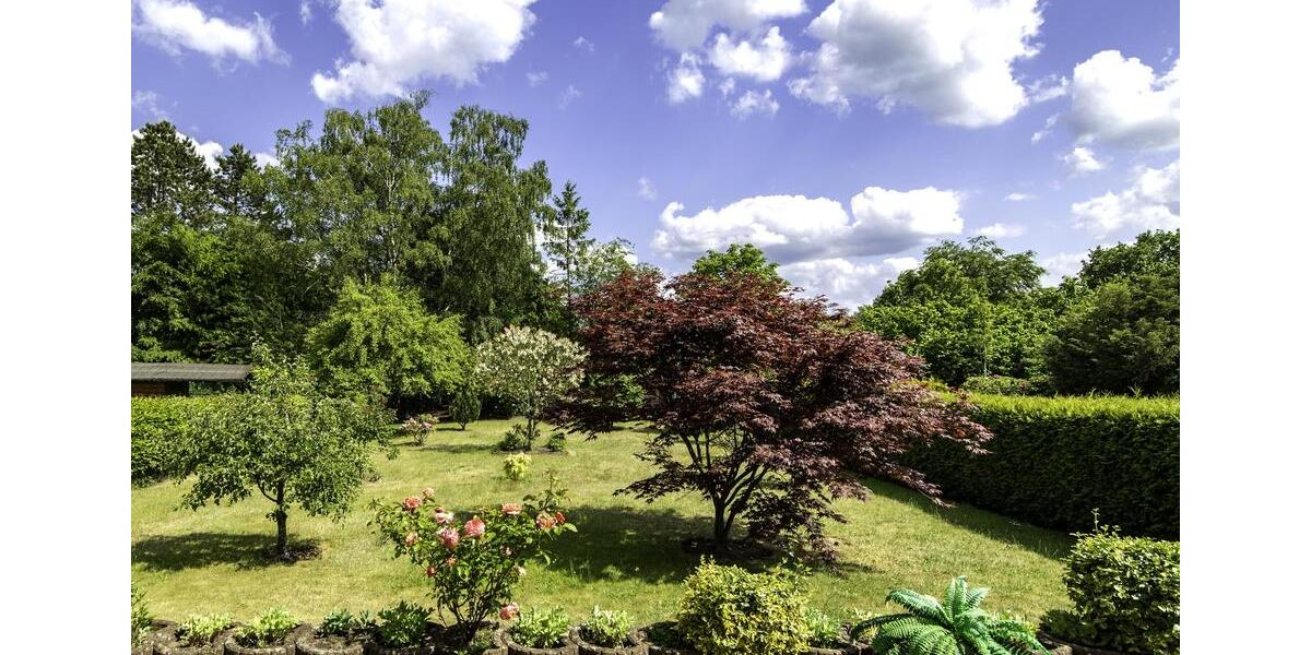 Etagenwohnung Norderstedt - 5 Zimmer, 146 m&sup2;, 2.200&euro; | Angebot:25792572