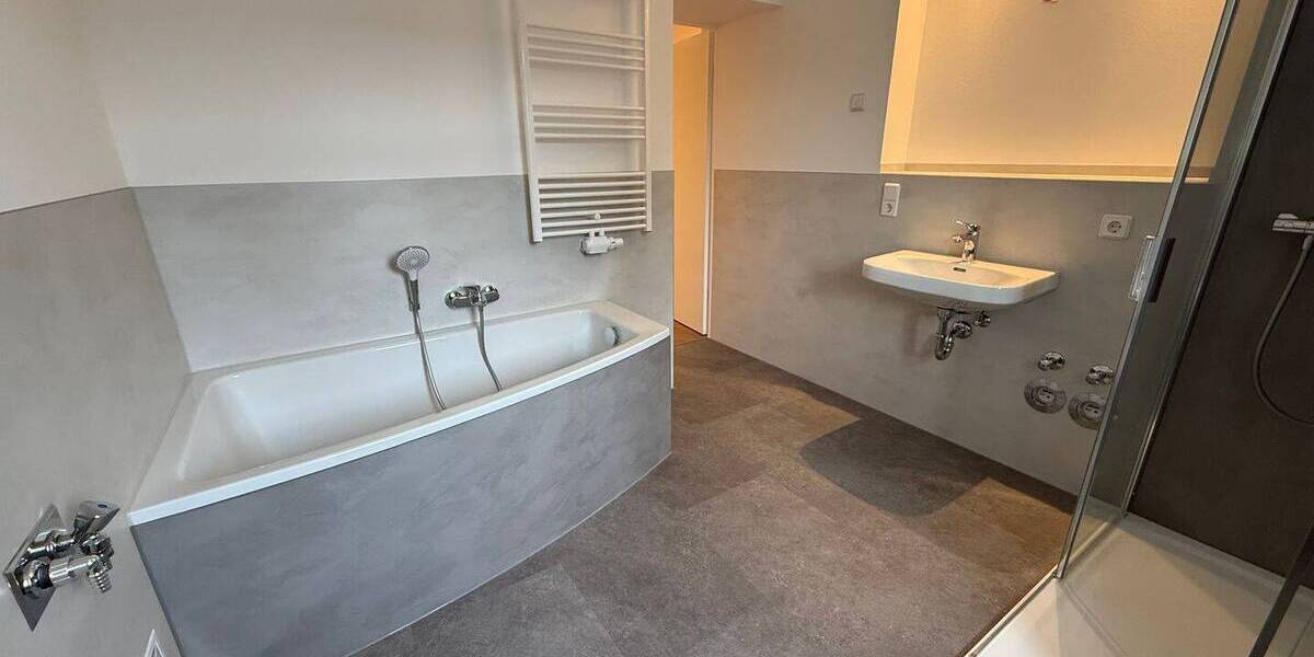 Etagenwohnung Flöha - 2 Zimmer, 58 m&sup2;, 435&euro; | Angebot:26607222