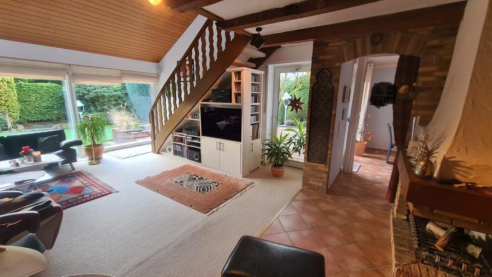 Helle Erdgeschosswohnung (148 m²) mit Garten, Terrasse, Kamin 4 zimmer