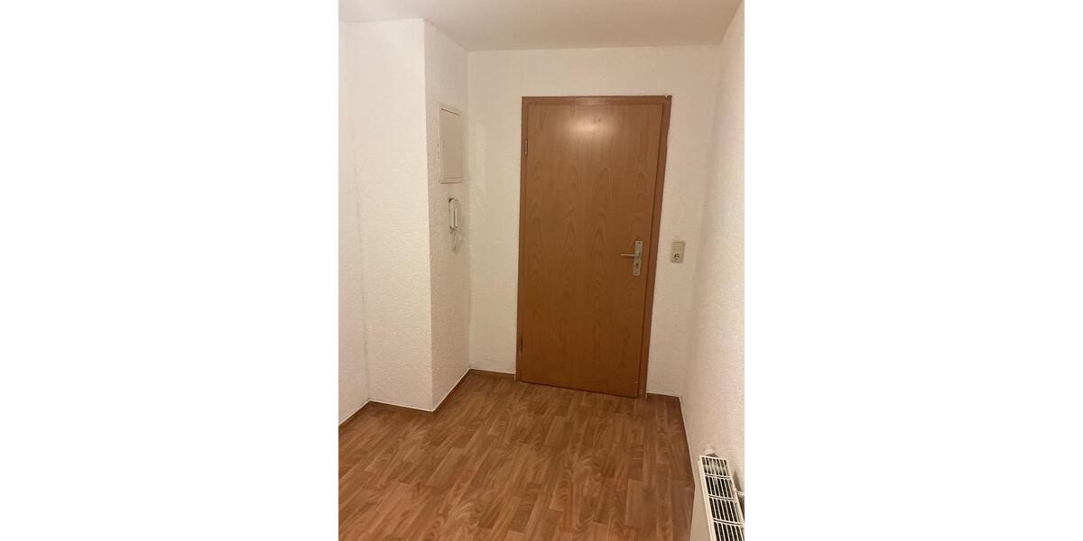 Erdgeschoßwohnung Crimmitschau - 2 Zimmer, 57 m&sup2;, 297&euro; | Angebot:25931381