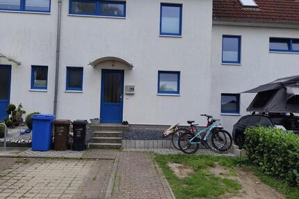 Haus Samtens - 4 Zimmer, 86 m&sup2;, 850&euro; | Angebot:27680113