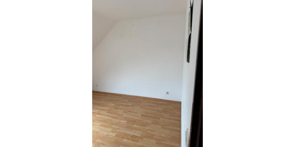 Dachgeschoßwohnung Borken - 2 Zimmer, 65 m&sup2;, 33&euro; | Angebot:25887341