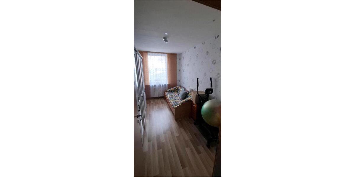 Etagenwohnung Detmold - 3 Zimmer, 73 m&sup2;, 735&euro; | Angebot:26522791