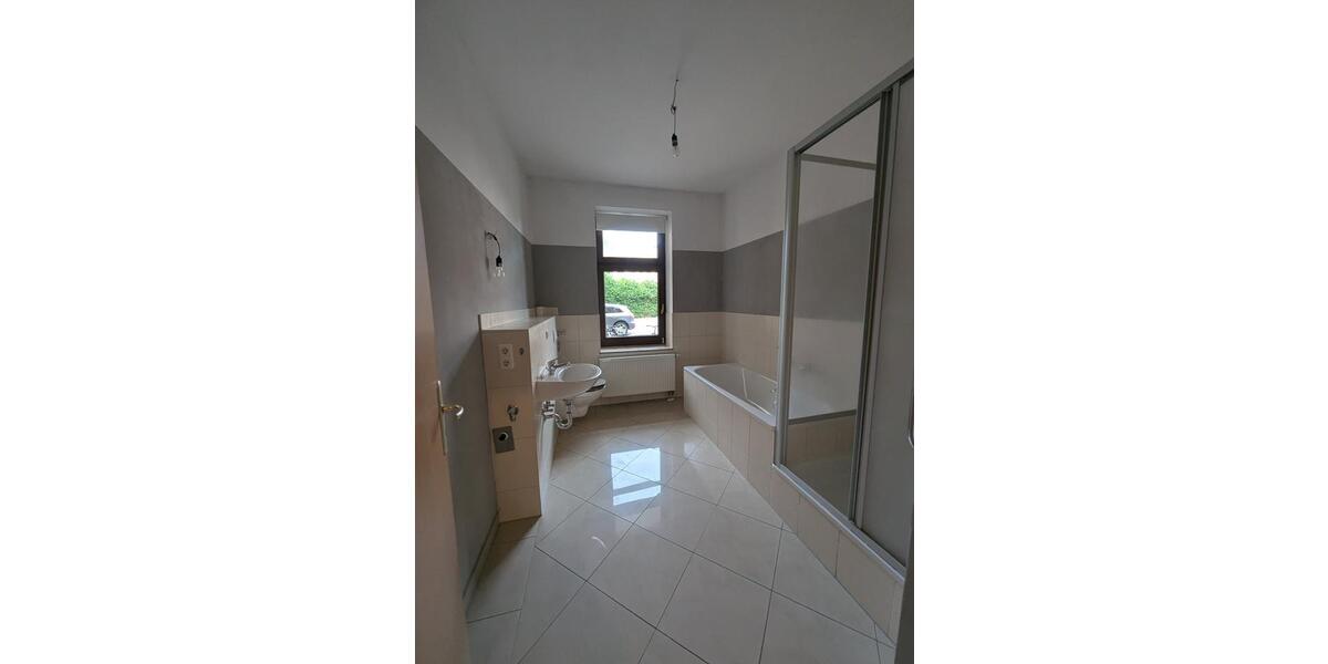 Hochparterre Delitzsch - 4 Zimmer, 143 m&sup2;, 1.299&euro; | Angebot:26630148