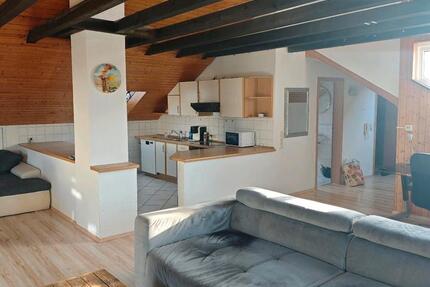 Wohnen auf Zeit Ostelsheim - 2.5 Zimmer, 82 m&sup2;, 1.100&euro; | Angebot:24560018