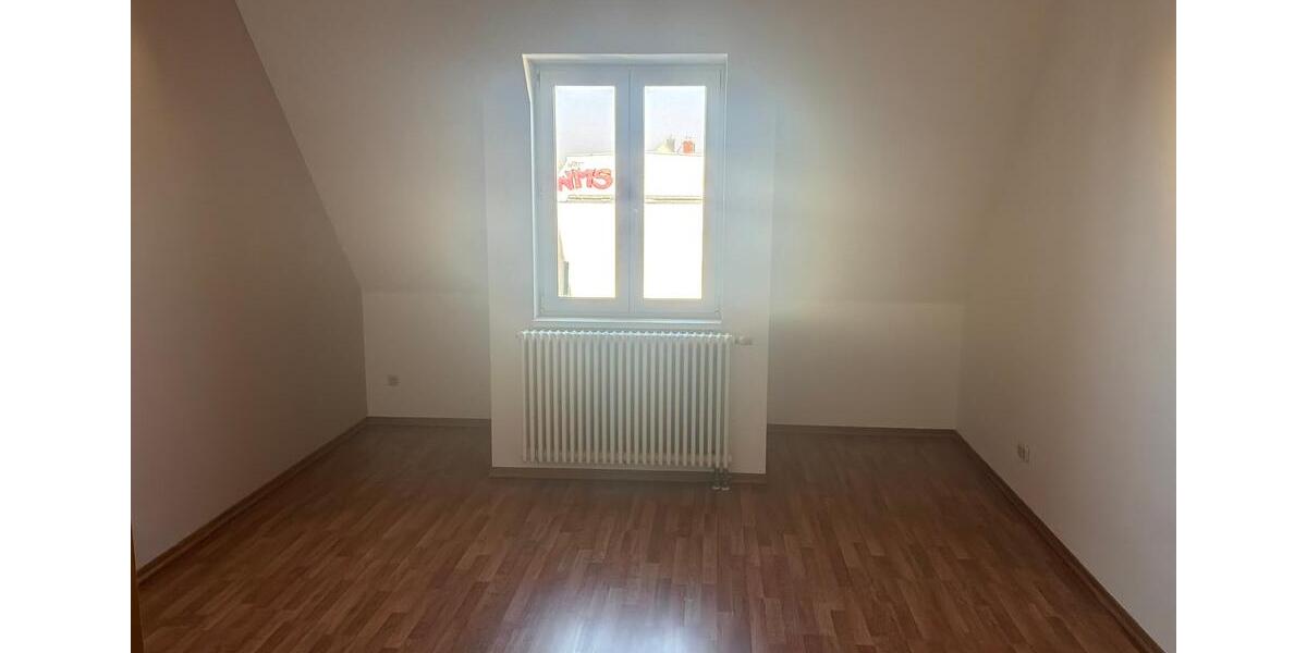 Dachgeschoßwohnung Leipzig Altwest - 3 Zimmer, 99 m&sup2;, 1.050&euro; | Angebot:26490345