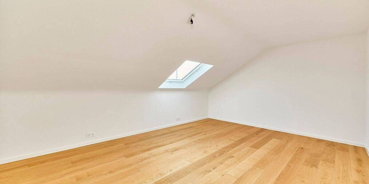 Etagenwohnung Schwetzingen - 3 Zimmer, 99 m&sup2;, 1.320&euro; | Angebot:26308333