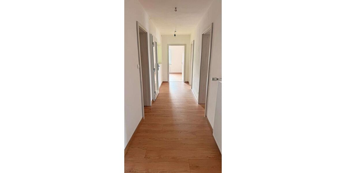 Etagenwohnung Eging am See - 4 Zimmer, 118 m&sup2;, 1.100&euro; | Angebot:26648223