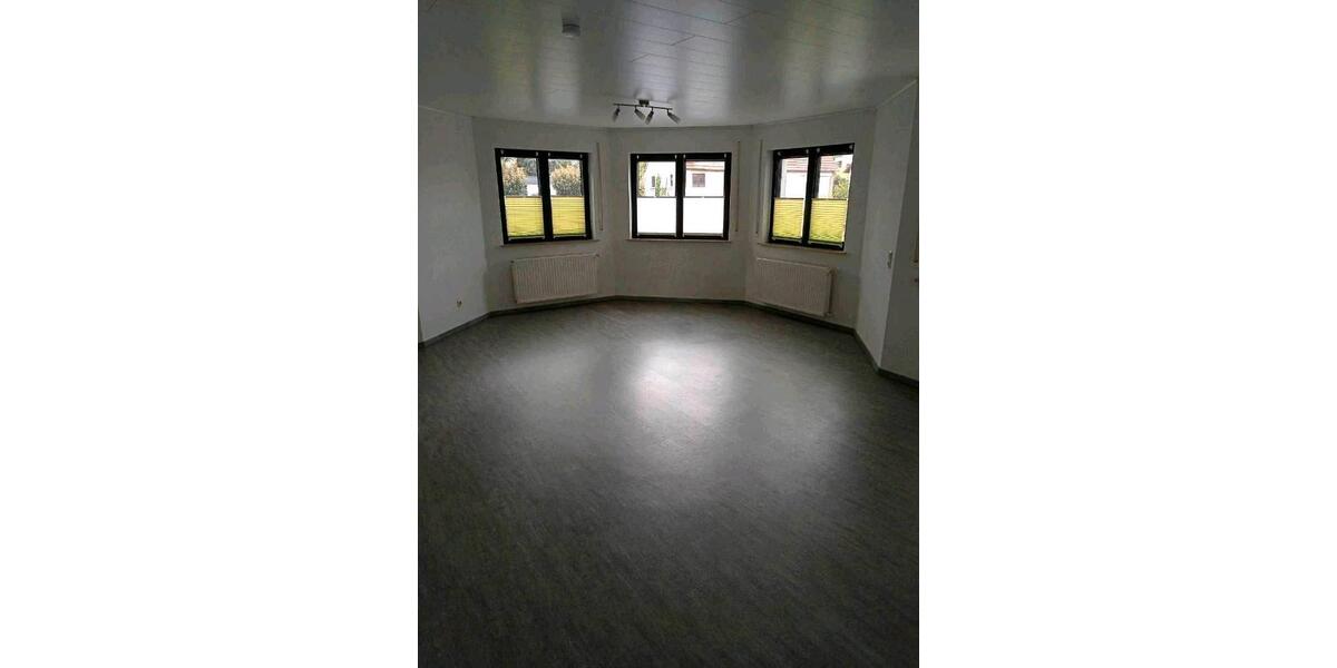 Erdgeschoßwohnung Steinau an der Straße - 2 Zimmer, 94 m&sup2;, 850&euro; | Angebot:26533046