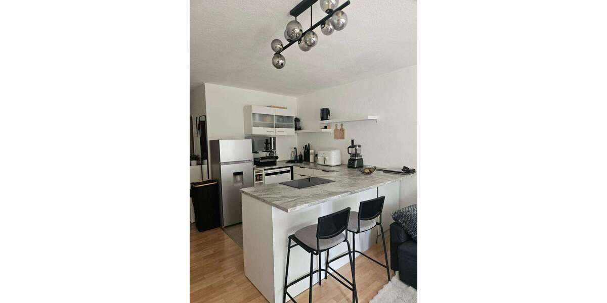 Etagenwohnung Pforzheim Südweststadt - 2 Zimmer, 2 m&sup2;, 400&euro; | Angebot:27010245