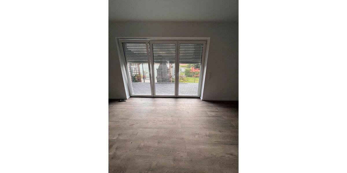 Etagenwohnung Ostrhauderfehn - 4 Zimmer, 105 m&sup2;, 1.100&euro; | Angebot:25349385