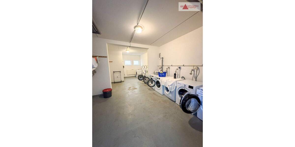 3-Raum-Wohnung mit Balkon & Einbauküche in Bermsgrün 3 zimmer