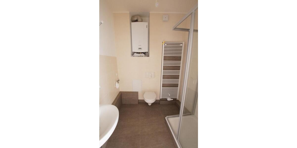 Etagenwohnung Pößneck - 3 Zimmer, 76 m&sup2;, 500&euro; | Angebot:26249698