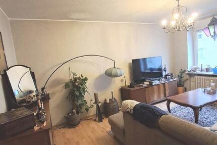 Wohnung Saarbrücken Eschberg - 3 Zimmer, 60 m&sup2;, 560&euro; | Angebot:25123475