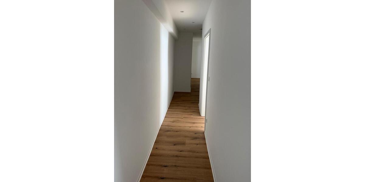 Etagenwohnung Limburg an der Lahn - 3 Zimmer, 104 m&sup2;, 1.066&euro; | Angebot:26234385