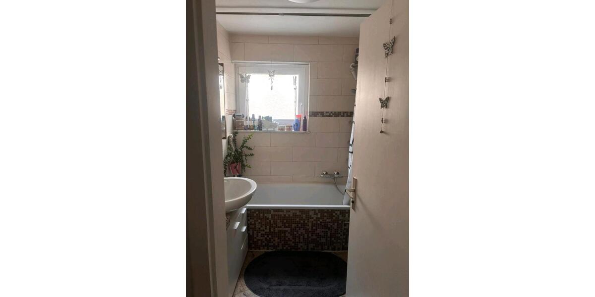 Erdgeschoßwohnung Nürtingen - 2.5 Zimmer, 62 m&sup2;, 850&euro; | Angebot:26063405