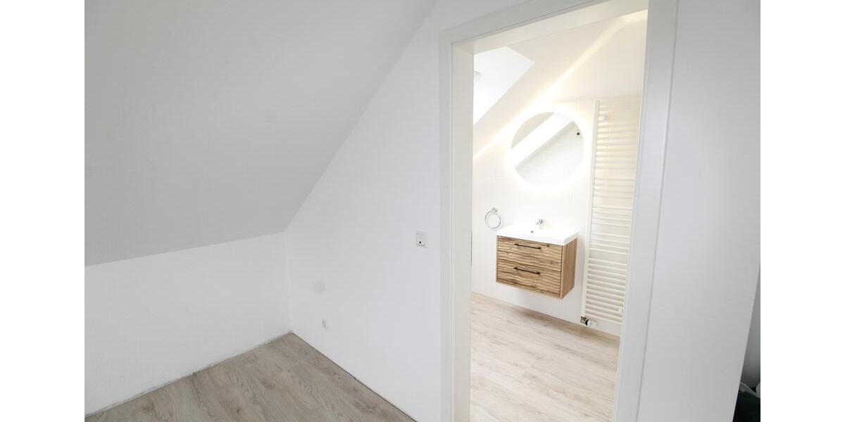 Doppelhaushälfte Bad Fallingbostel - 4 Zimmer, 101 m&sup2;, 1.195&euro; | Angebot:23653456