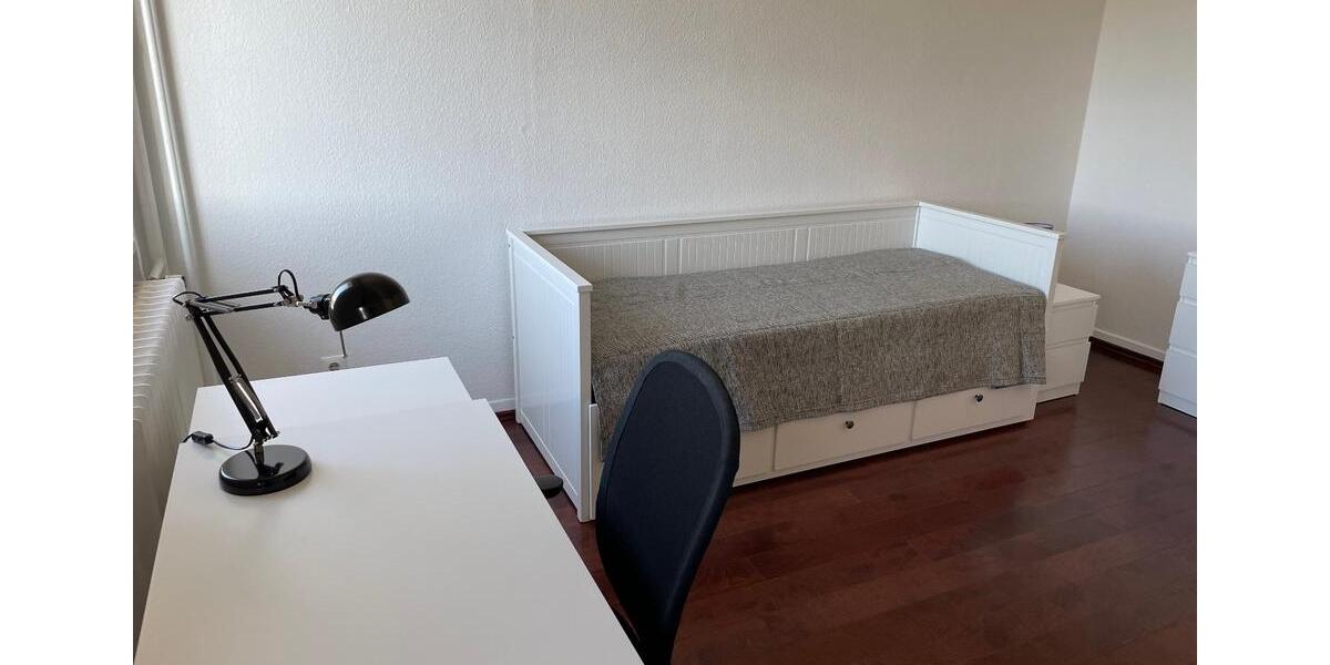 Wohnen auf Zeit Pforzheim Nordstadt - 19 Zimmer, 100 m&sup2;, 470&euro; | Angebot:26594589