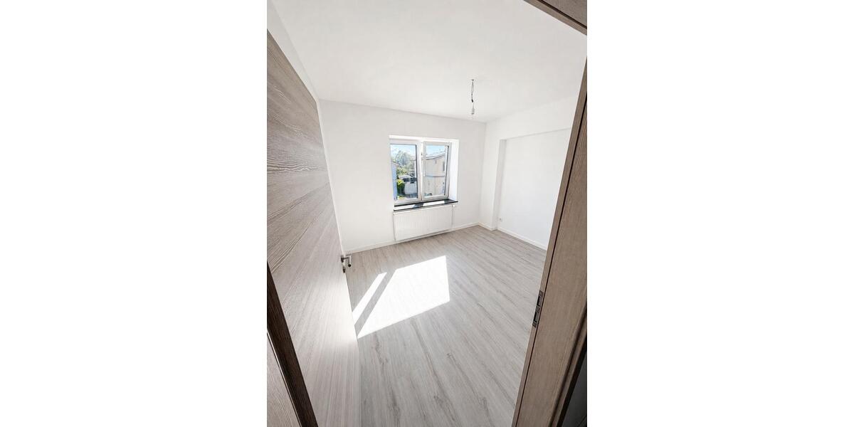 Etagenwohnung Kölln-Reisiek Reisiek - 3 Zimmer, 72 m&sup2;, 1.150&euro; | Angebot:26622540
