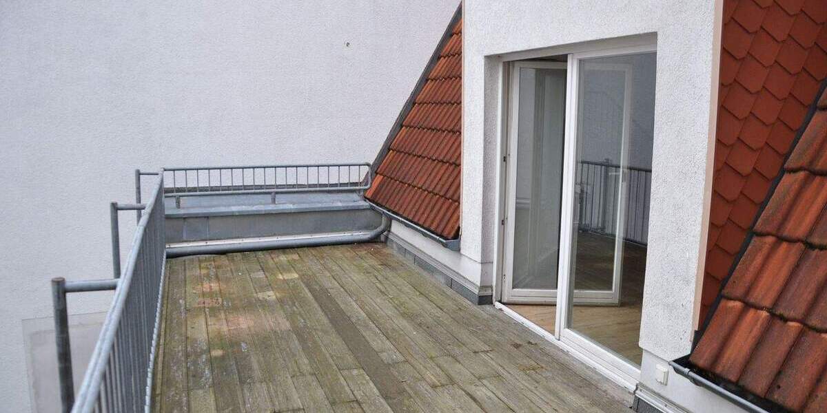 Etagenwohnung Stralsund Altstadt - 2 Zimmer, 105 m&sup2;, 985&euro; | Angebot:25682085