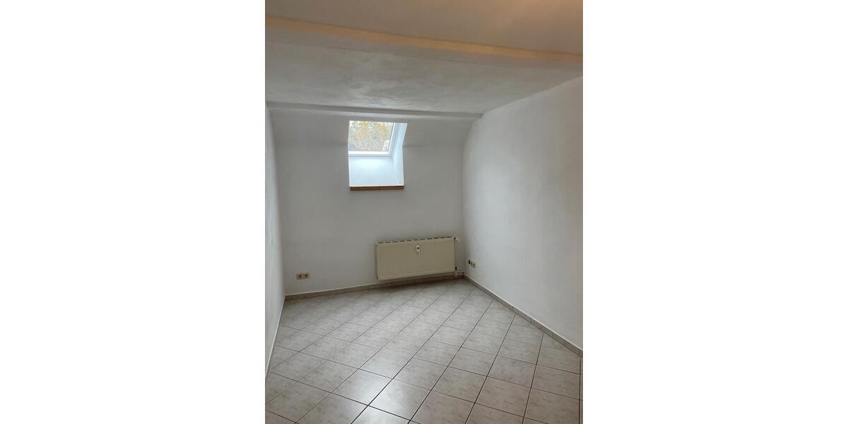 Dachgeschoßwohnung Pritzwalk - 3 Zimmer, 83 m&sup2;, 495&euro; | Angebot:25349425