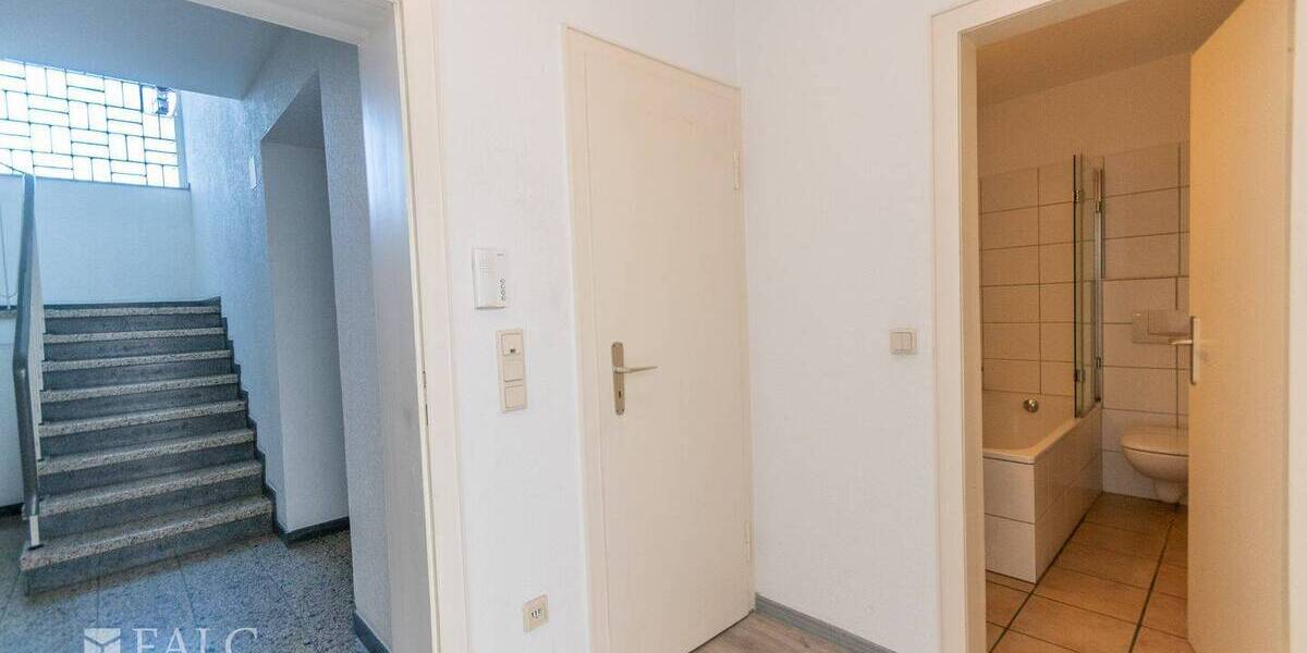 Etagenwohnung Viersen Stadtmitte - 1 Zimmer, 46 m&sup2;, 650&euro; | Angebot:26798417