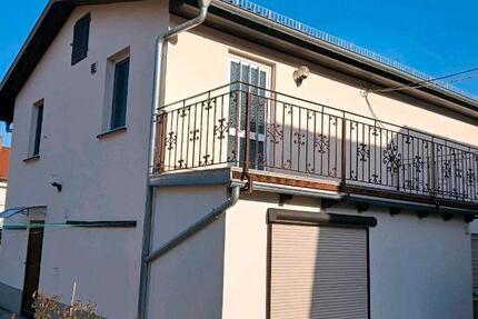 Wohnung Pößneck - 3 Zimmer, 68 m&sup2;, 490&euro; | Angebot:26030081