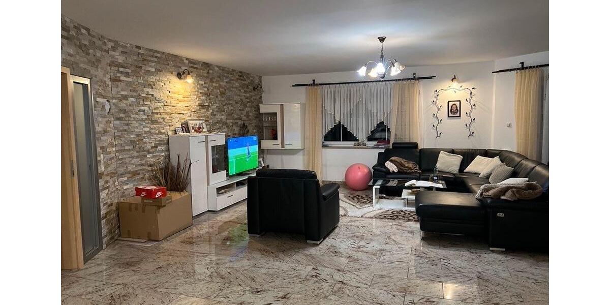 Doppelhaushälfte Celle Neustadt/Heese - 6 Zimmer, 170 m&sup2;, 1.500&euro; | Angebot:20250377