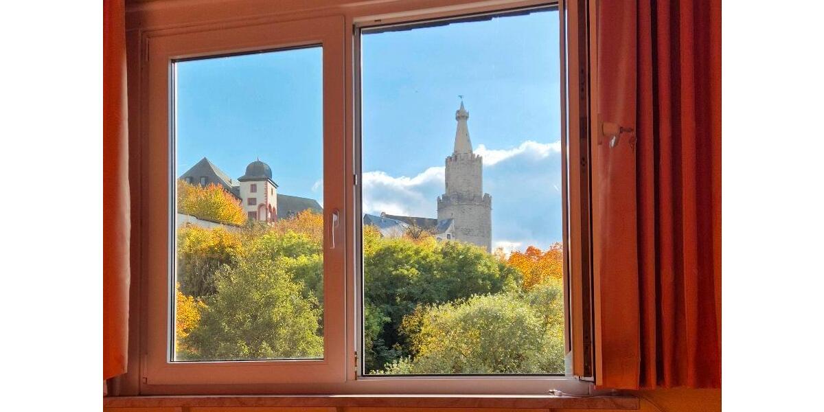 3-Zimmer, 74,9 m², Blick auf die Osterburg, zentralnah in Weida 3 zimmer