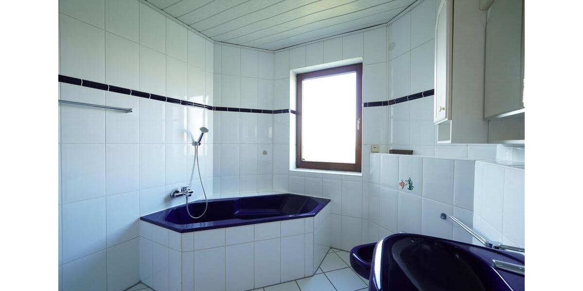 Einfamilienhaus Gerabronn - 6.5 Zimmer, 287 m&sup2;, 1.440&euro; | Angebot:23632903