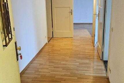 WOHNEN IM ZENTRUM-NORD - HALLO KLEINE FAMILIE... 3 zimmer