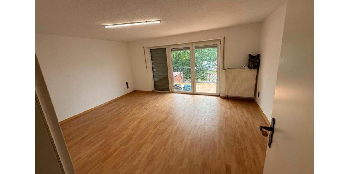 Etagenwohnung Maintal - 8 Zimmer, 15 m&sup2;, 650&euro; | Angebot:25179941