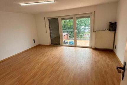 Wohnung Maintal - 8 Zimmer, 15 m&sup2;, 650&euro; | Angebot:25179941