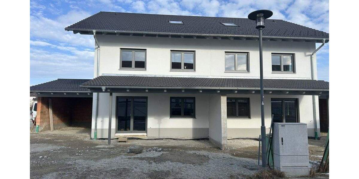 Doppelhaushälfte Ampfing - 5 Zimmer, 151 m&sup2;, 1.900&euro; | Angebot:25777045