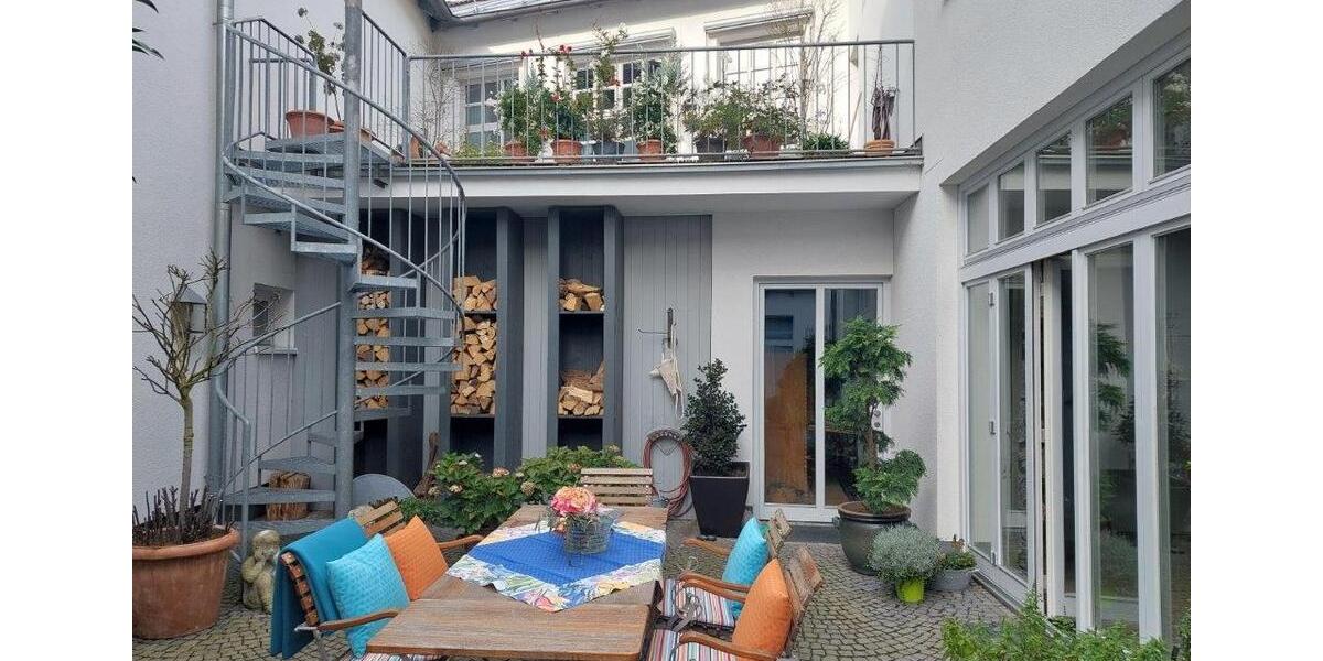 Exklusive Wohnung mit Balkon und Terrasse in Vohenstrauß zu vermieten! 8 zimmer