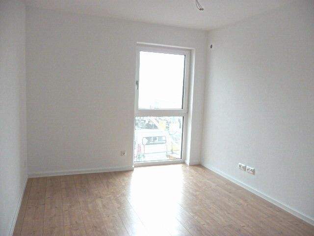 **ERSTBEZUG - Moderne 2-Zi-EG-Whg mit Terrasse und kleiner Gartenfläche** 2 zimmer