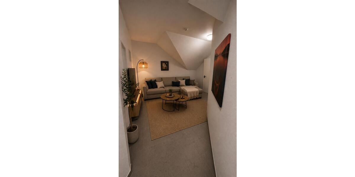 Wohnen auf Zeit Schloß Holte-Stukenbrock Stukenbrock - 5 Zimmer, 130 m&sup2;, 16&euro; | Angebot:26696285
