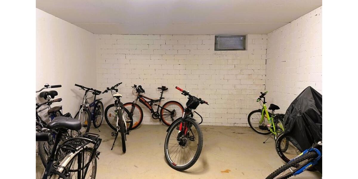 Etagenwohnung Hof Altstadt - 1 Zimmer, 38 m&sup2;, 350&euro; | Angebot:26181808