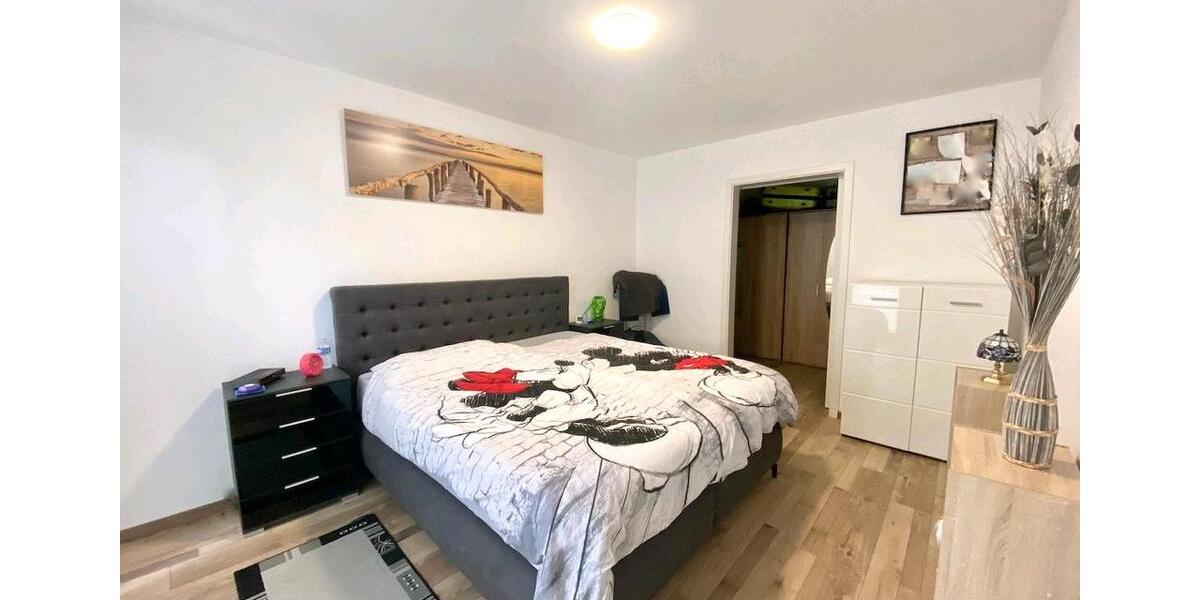 Terrassenwohnung Lebach - 5 Zimmer, 130 m&sup2;, 1.450&euro; | Angebot:25807375