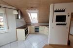 Dachgeschoßwohnung Drei Gleichen - 2.5 Zimmer, 70 m&sup2;, 540&euro; | Angebot:26483246