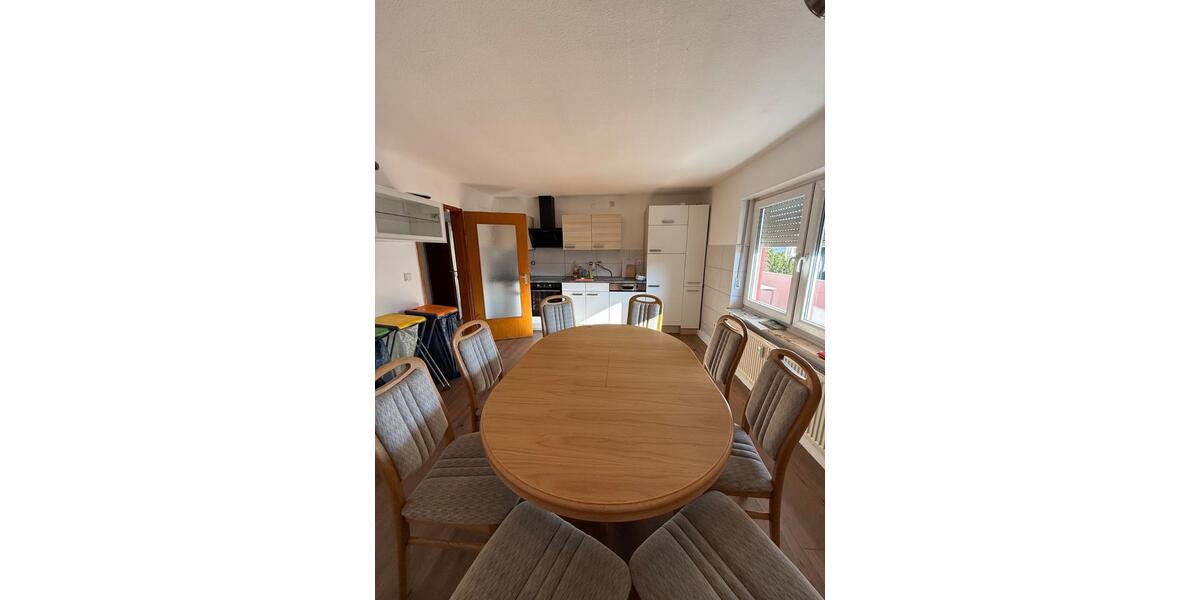 Wohnen auf Zeit Mühlhausen - 9 Zimmer, 200 m&sup2;, 35&euro; | Angebot:11489703