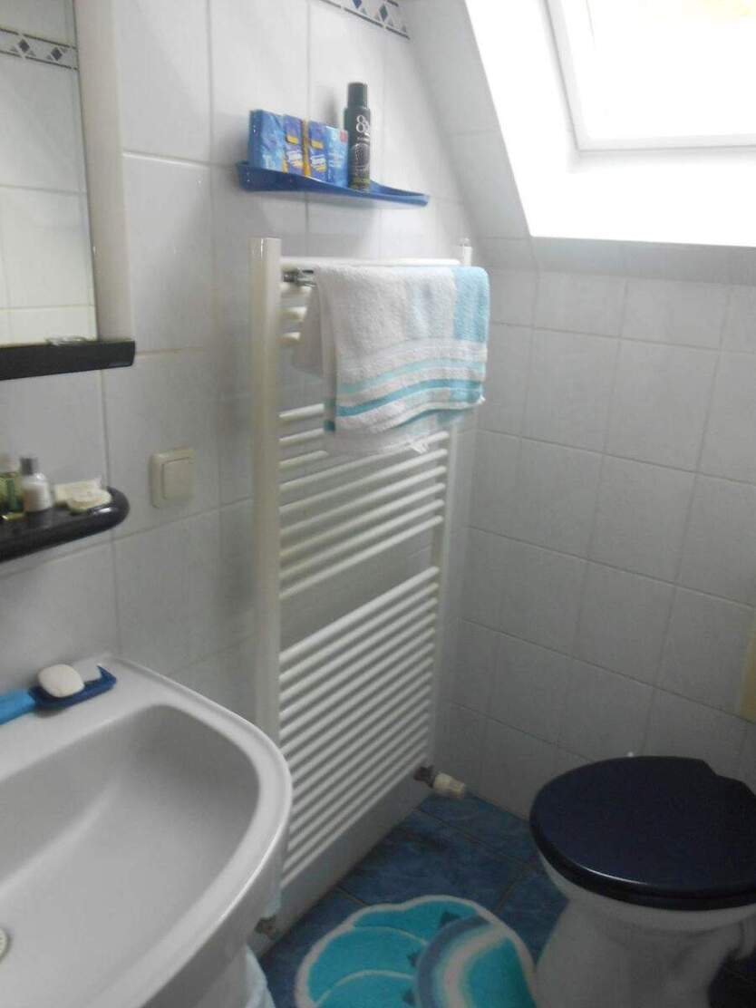 Möblierte Wochenedheimfahrer- Pendlerwohnung mit guter Ausstattung in Raunheim! 2 zimmer