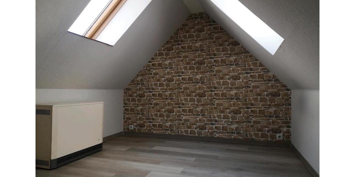 Dachgeschoßwohnung Gartz (Oder) - 3 Zimmer, 72 m&sup2;, 550&euro; | Angebot:25938383