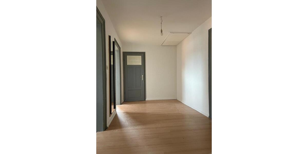 Dachgeschoßwohnung Lollar - 1 Zimmer, 25 m&sup2;, 460&euro; | Angebot:26266480