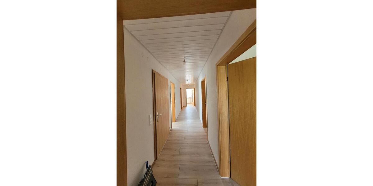 Dachgeschoßwohnung Frickingen - 4 Zimmer, 88 m&sup2;, 1.300&euro; | Angebot:26212062