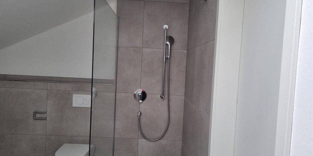 Etagenwohnung Grafing - 3 Zimmer, 96 m&sup2;, 1.780&euro; | Angebot:26791198
