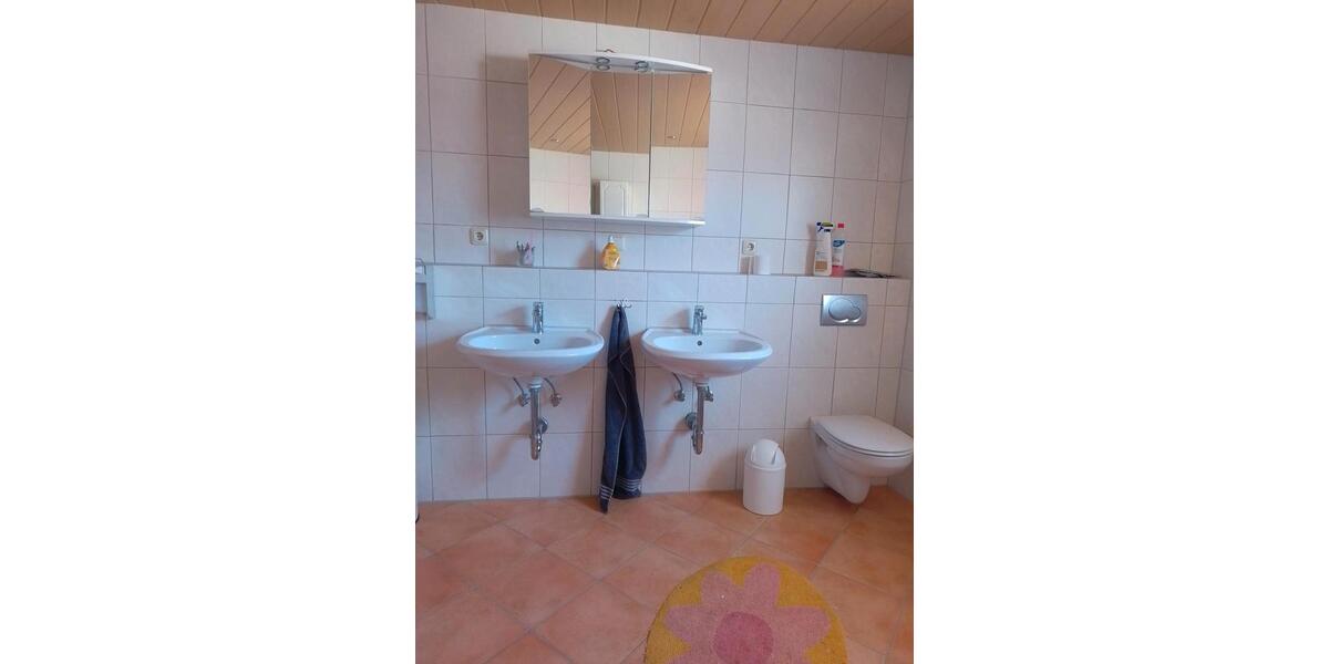 Erdgeschoßwohnung Kaufbeuren - 5 Zimmer, 180 m&sup2;, 1.690&euro; | Angebot:26678784