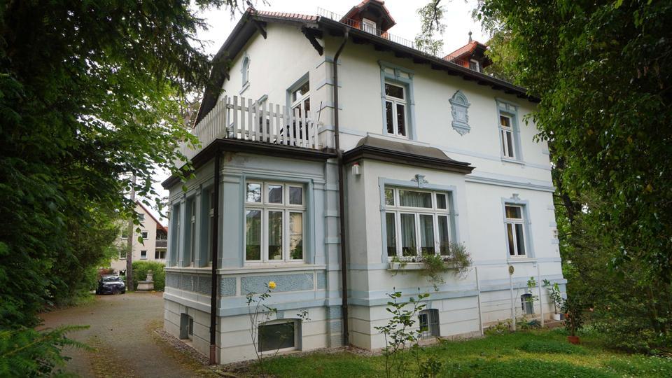Kanzlei-Praxis- oder Büroräume teilmöbliert am Weimar Schönblick in Jugendstilvilla
