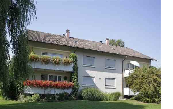 Einziehen und wohlfühlen – Frisch renovierte 3-Zimmer-Wohnung mit Balkon