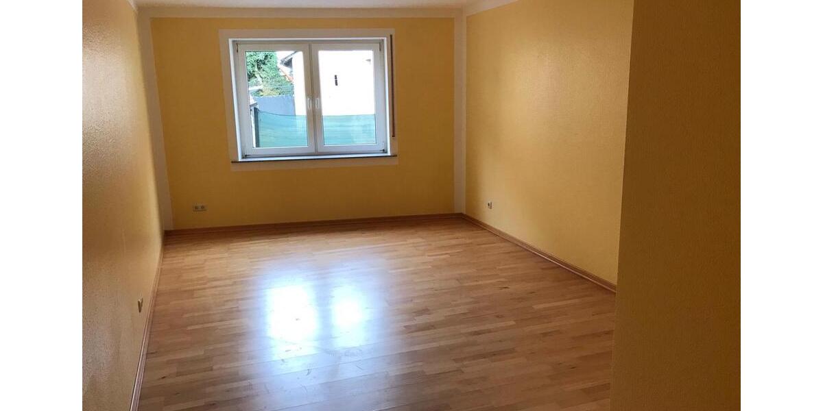 Etagenwohnung Rittersdorf - 5 Zimmer, 126 m&sup2;, 950&euro; | Angebot:24956653